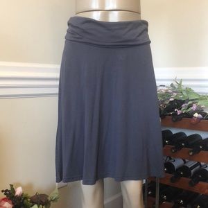 Old Navy Grey Maternity Skirt